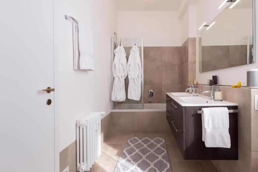 Spiga Duplex Suites By Montenapoleone Living Milánó Kültér fotó